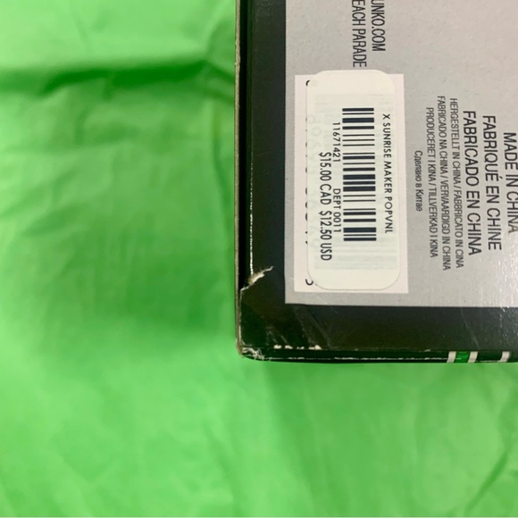 Funko Pop! Batman The Dawnbreaker- Hot Topic Exclusive, 80 Years #253 - Picture 7 of 7